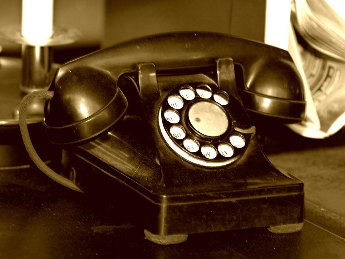 telephone